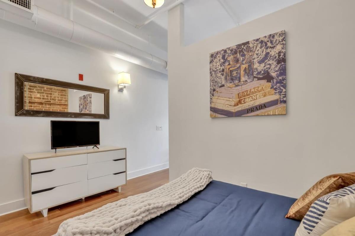 Lush Savannah Loft - Near Plant Riverside District エクステリア 写真