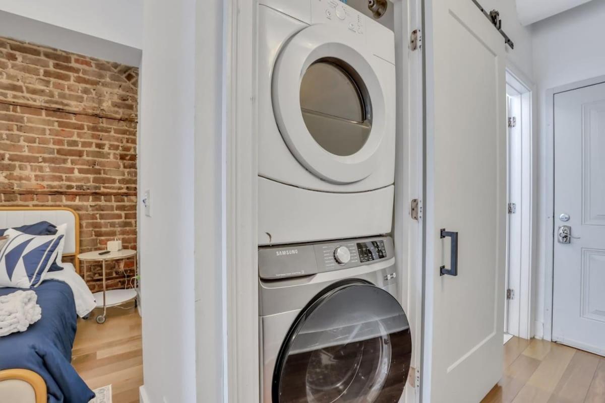 Lush Savannah Loft - Near Plant Riverside District エクステリア 写真