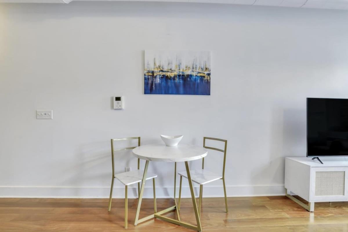 Lush Savannah Loft - Near Plant Riverside District エクステリア 写真
